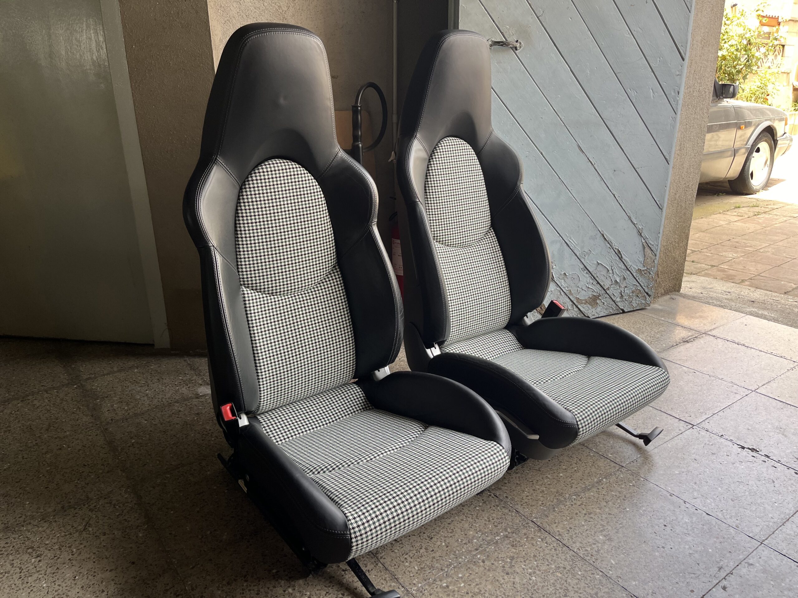 Reparacion-Asiento-Butaca-Coche-Piel-Cuero-Coser-Renting-6
